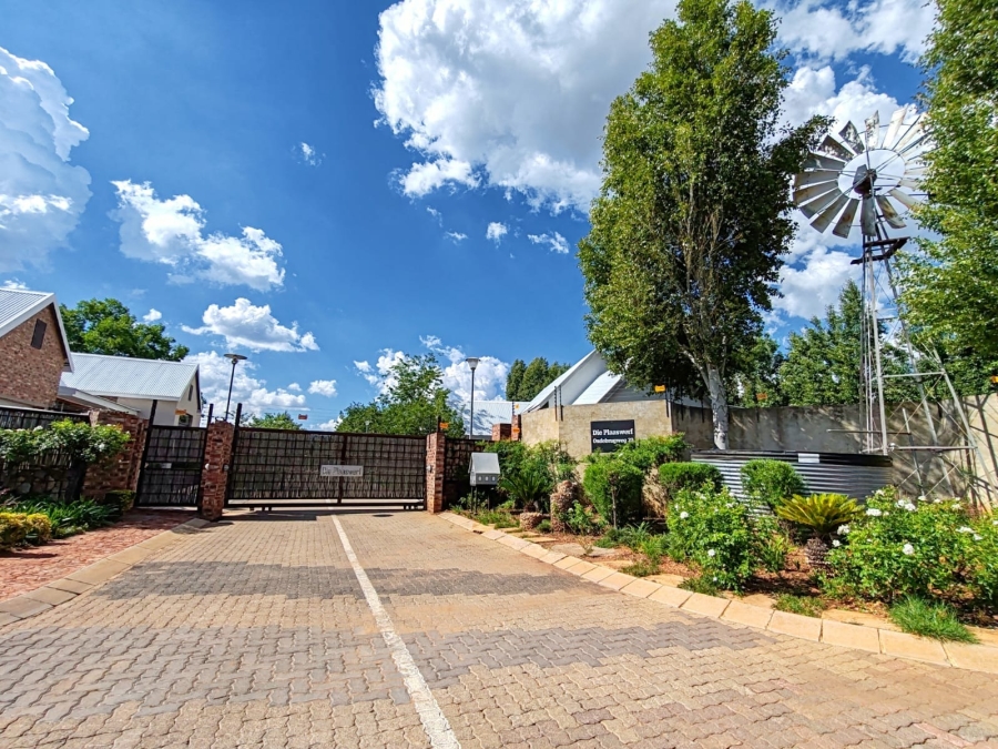 0 Bedroom Property for Sale in Van Der Hoff Park North West